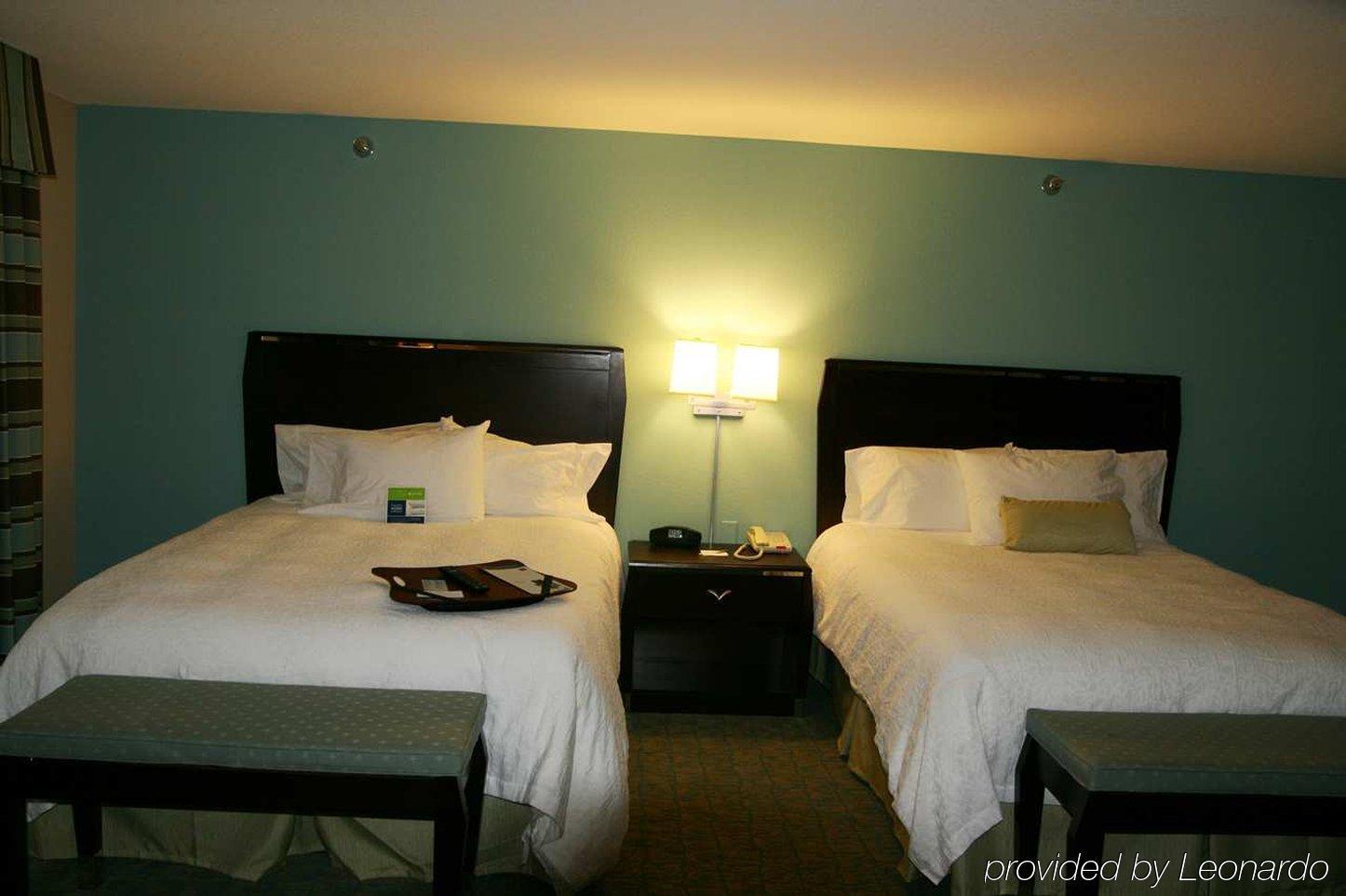 Hampton Inn & Suites Crawfordsville Rum bild