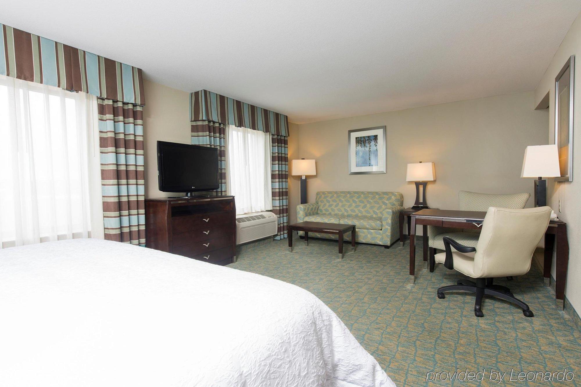Hampton Inn & Suites Crawfordsville Exteriör bild