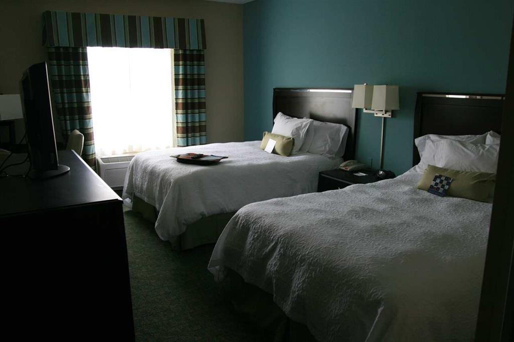Hampton Inn & Suites Crawfordsville Rum bild